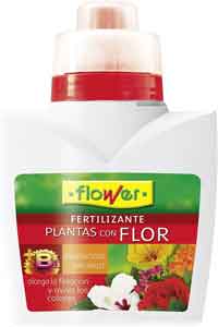 Abono para flores y Poinsettias Flower líquido. Imagen de Amazon.